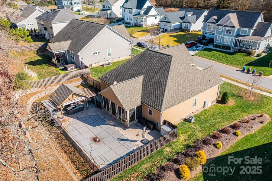 3911 13th Street Ne, Hickory, NC 28601 - Image #2