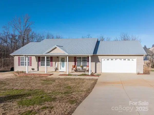 1486 Clear Creek Lane, Newton, NC 28658