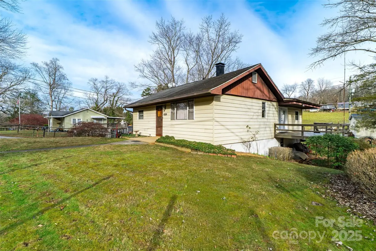 298 School Road E, Asheville, NC 28803 - Image #1