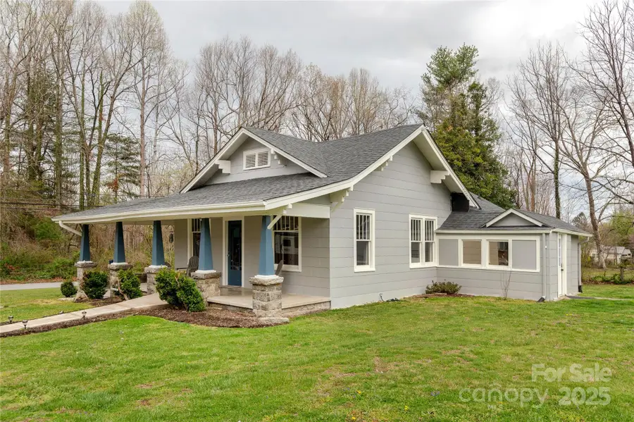 506 W Blue Ridge Road, East Flat Rock, NC 28726 - Image #2