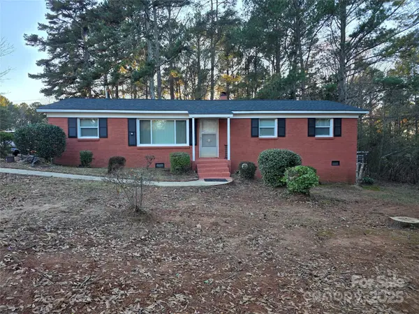 38 Morningside Lane, Wadesboro, NC 28170