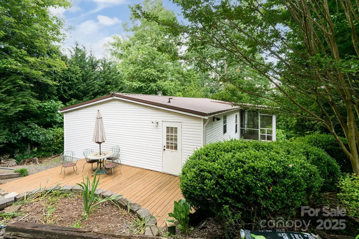 129 Oak Trails Pass, Leicester, NC 28748 - Image #1