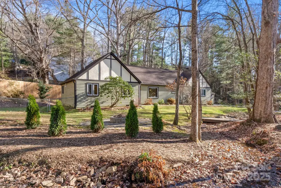 23 Ballantree Drive, Asheville, NC 28803 - Image #3