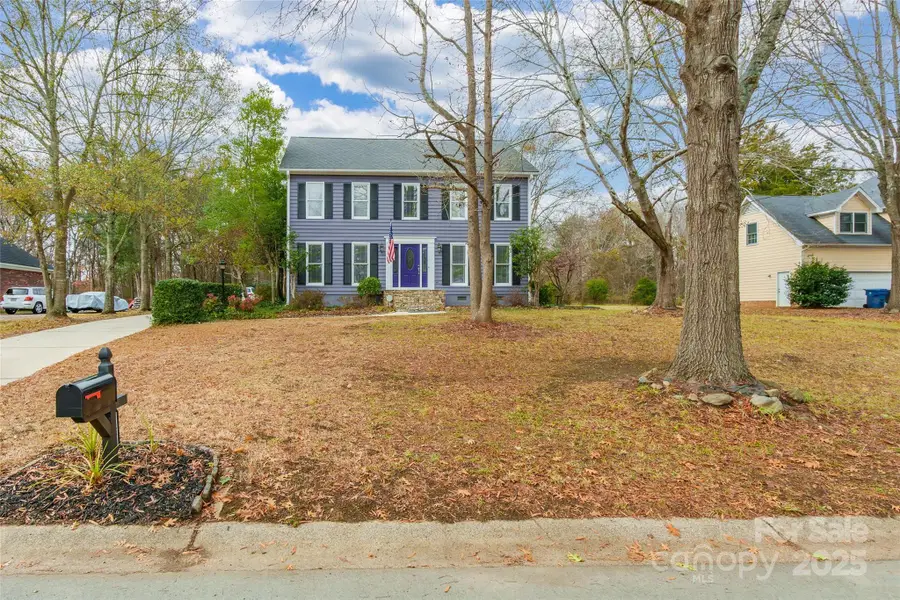 8230 Quail Hollow Drive, Harrisburg, NC 28075 - Image #2