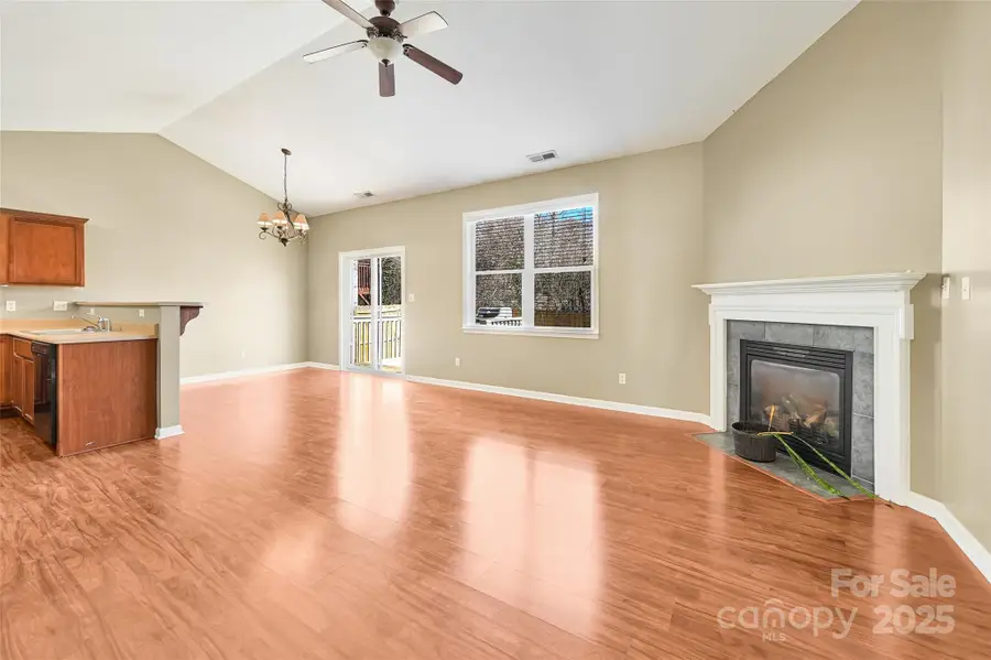 78 Woodcreek Circle, Swannanoa, NC 28778 - Image #2