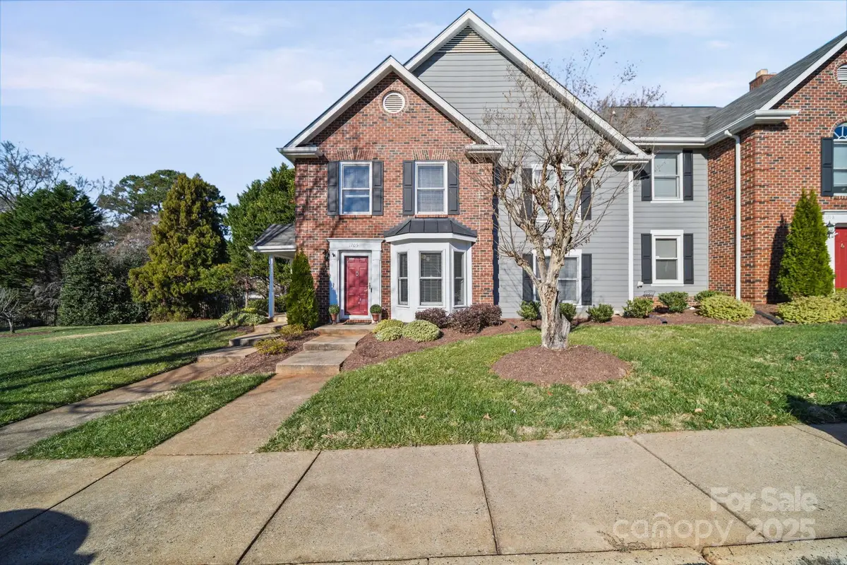 1705 Robinwood Road, Gastonia, NC 28054 - Image #1