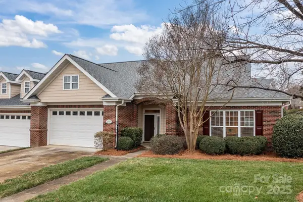 2915 Autumn Harvest Lane, Charlotte, NC 28269