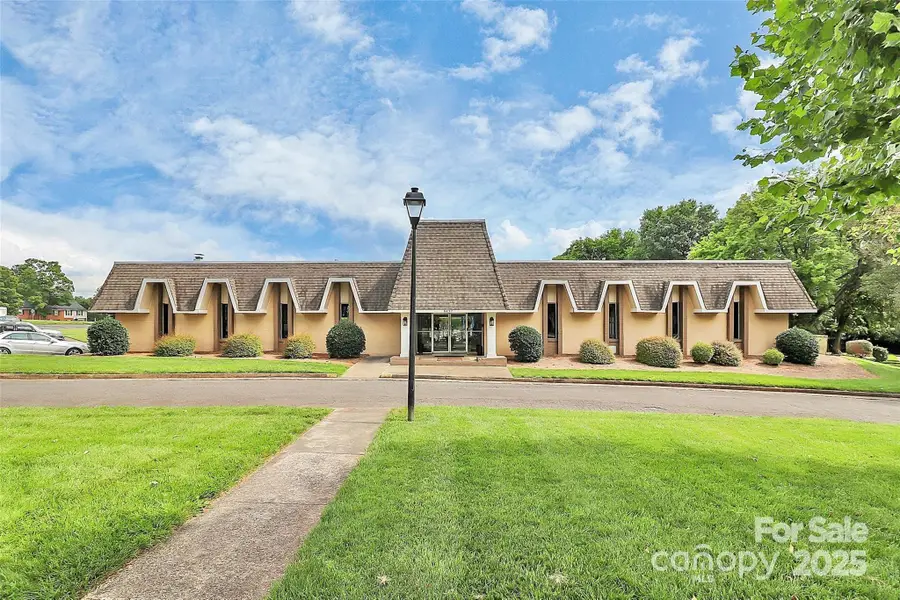 1810 Sabrina Court, Charlotte, NC 28210 - Image #2