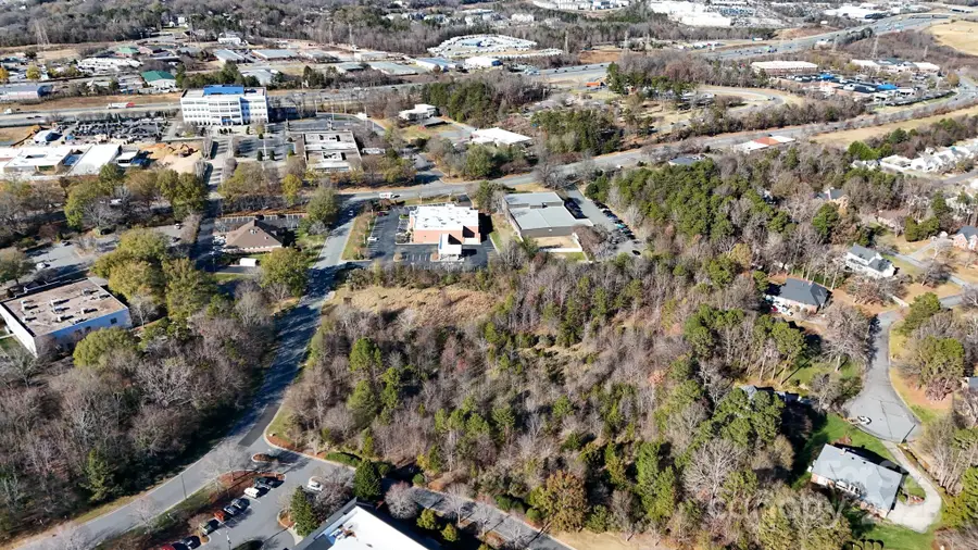 550 Penny Lane Ne, Concord, NC 28025 - Image #2