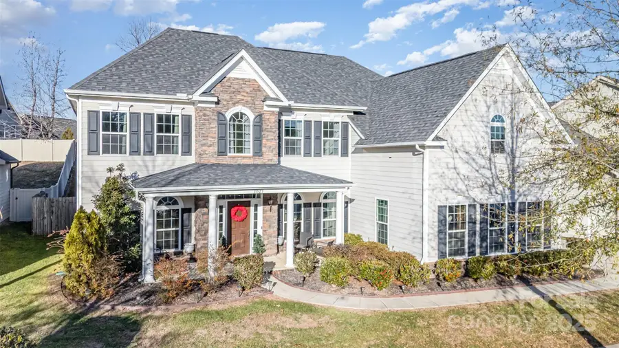 11523 Warfield Avenue, Huntersville, NC 28078 - Image #2