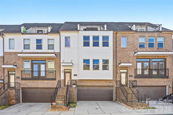 17023 Soho Drive, Charlotte, NC 28204