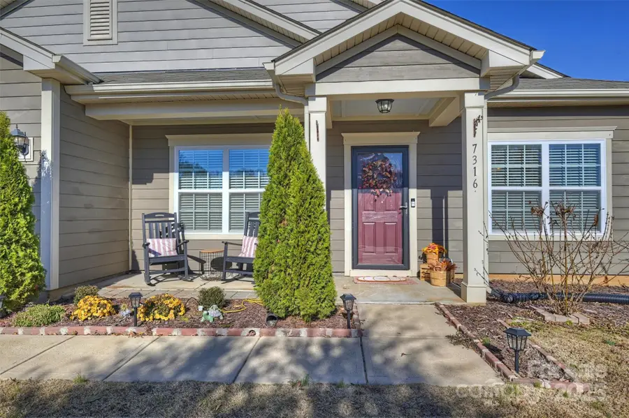 7316 Strawberry Fields Lane, Charlotte, NC 28278 - Image #2