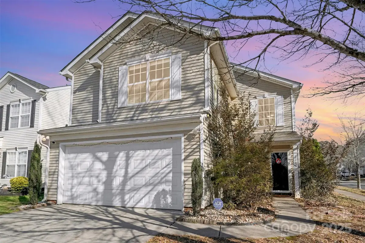 2104 Pawpaw Lane, Charlotte, NC 28269 - Image #1