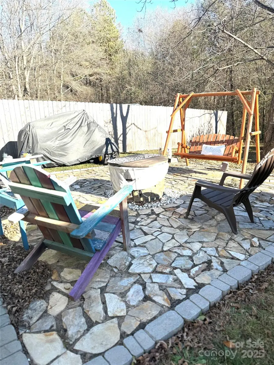 1764 17th Avenue Ne, Hickory, NC 28601 - Image #2