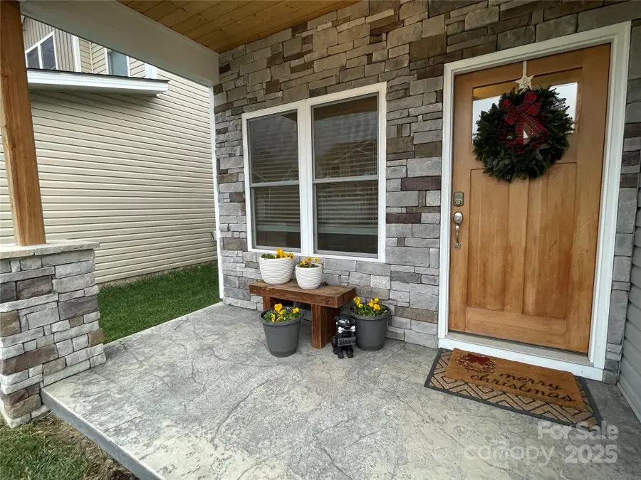 28 Sage Crest Loop, Weaverville, NC 28787 - Image #2