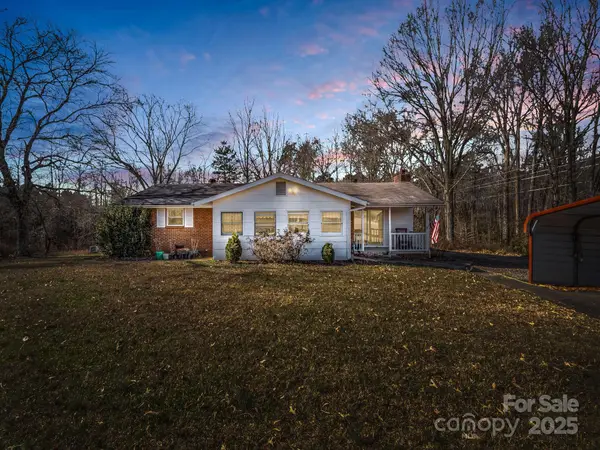 2072 Dean Lane, Lincolnton, NC 28092