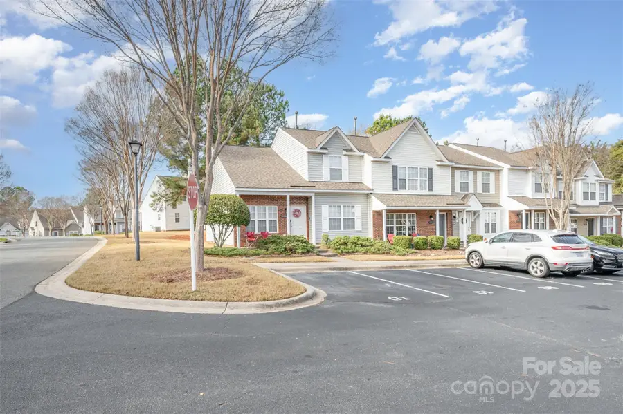 3201 Blythe Ridge Court, Charlotte, NC 28213 - Image #3