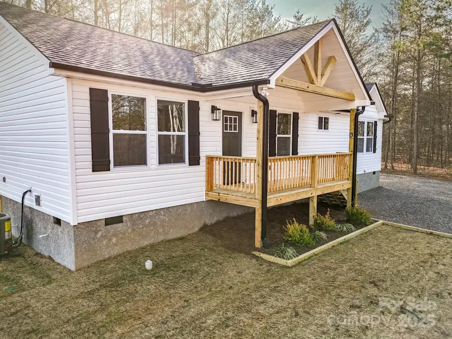 74 Ridge Way, Marion, NC 28752 - Image #2