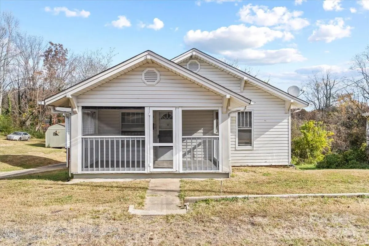 412 Wilson Street Nw, Lenoir, NC 28645 - #1