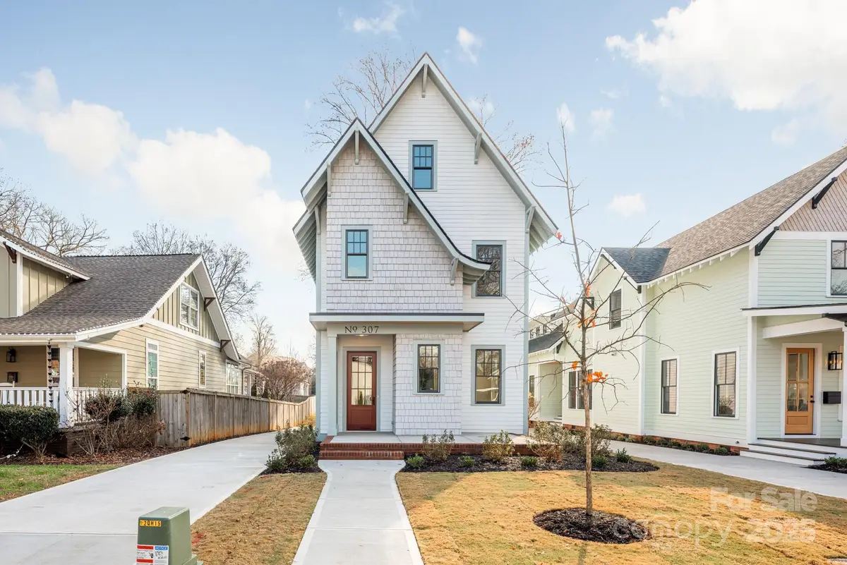307 Coxe Avenue, Charlotte, NC 28208 - Image #1