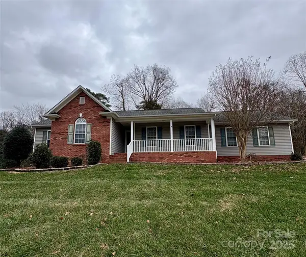 125 Fritzvon Drive, Mount Pleasant, NC 28124