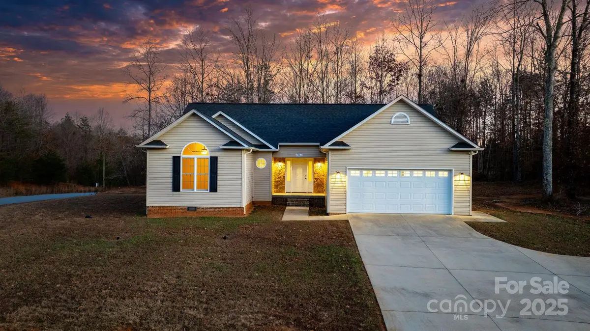 2284 Timberland Hills Drive, Newton, NC 28658 - Image #1