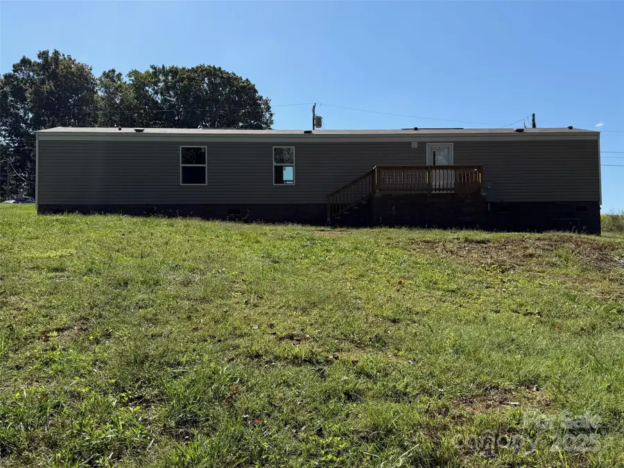 3894 Miller Drive, Newton, NC 28658 - Image #2