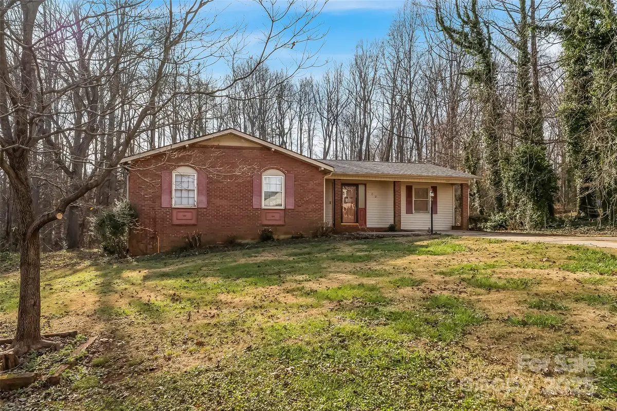 109 Dogwood Court, Morganton, NC 28655 - Image #1