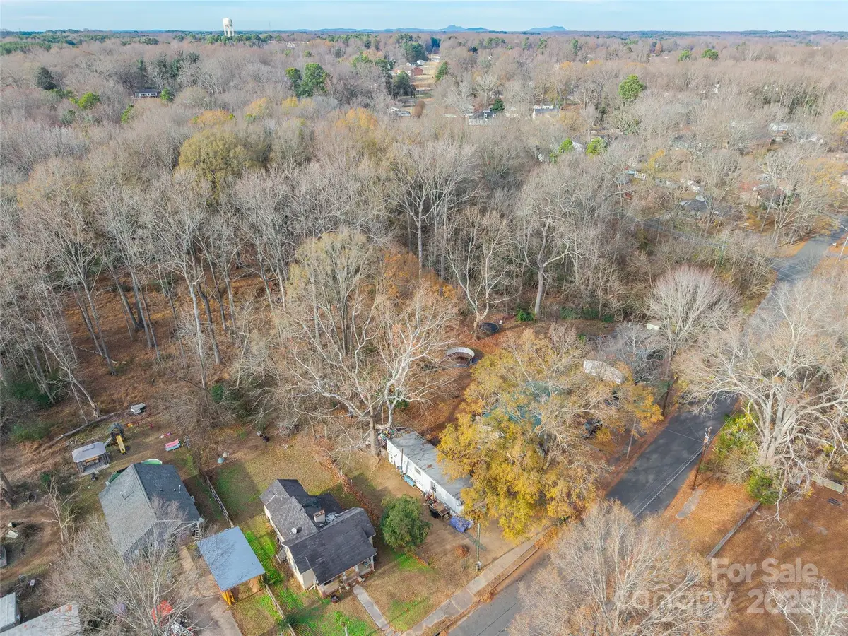 231 Charlotte Street, York, SC 29745 - Image #1