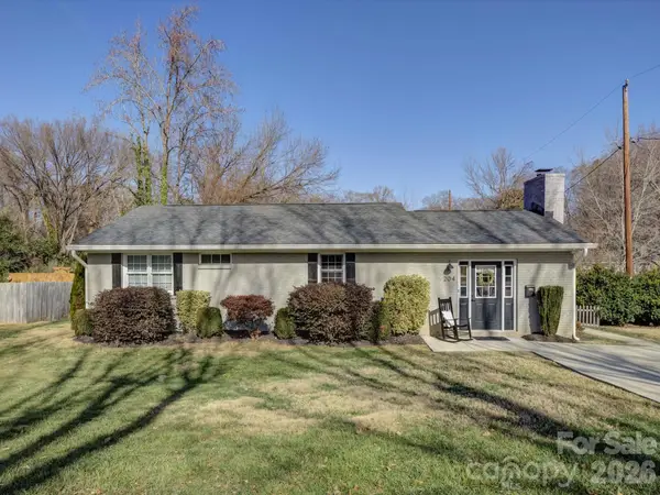 204 Elliott Street W, Fort Mill, SC 29715