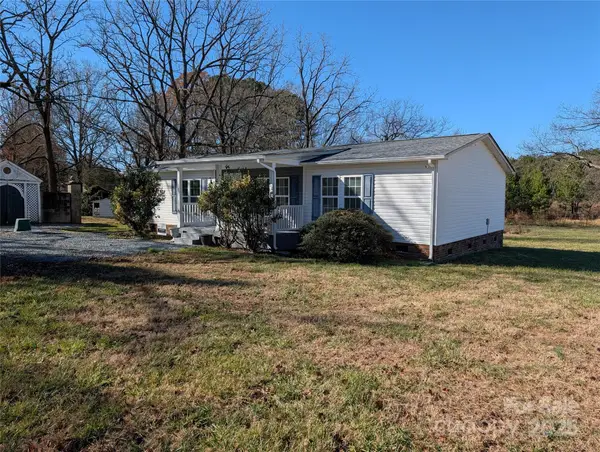 1334 Mecklenburg Highway, Mooresville, NC 28115