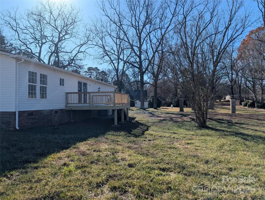 1334 Mecklenburg Highway, Mooresville, NC 28115 - Image #2