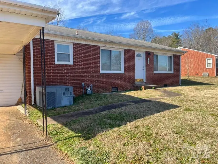 1073 Springdale Drive, Maiden, NC 28650 - Image #2