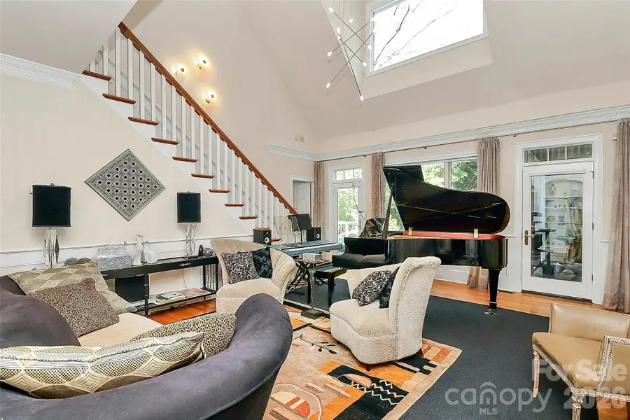 304 S Canterbury Road, Charlotte, NC 28211 - Image #3