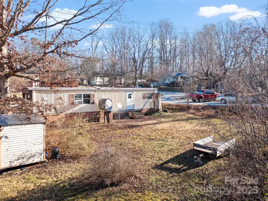 1905 Old Spartanburg Road, Hendersonville, NC 28792 - Image #2