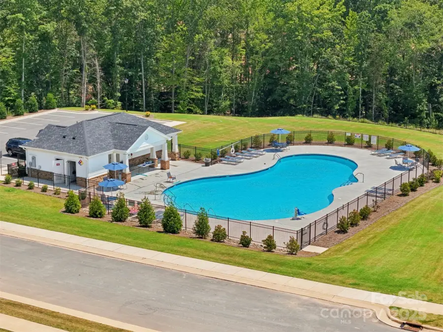 1257 30th Street Lane Ne, Conover, NC 28613 - Image #3