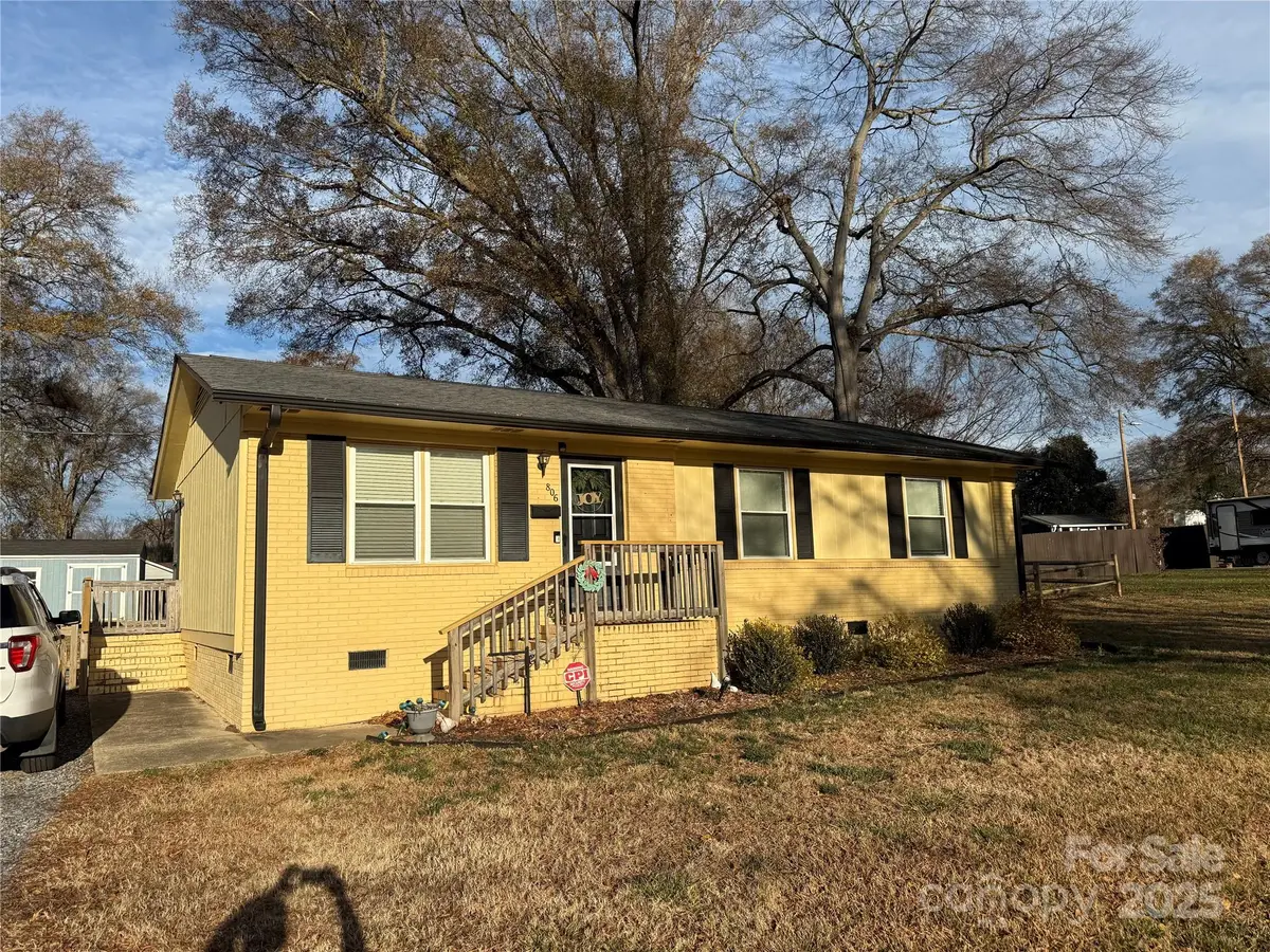 806 Walnut Street, Belmont, NC 28012 - Image #1