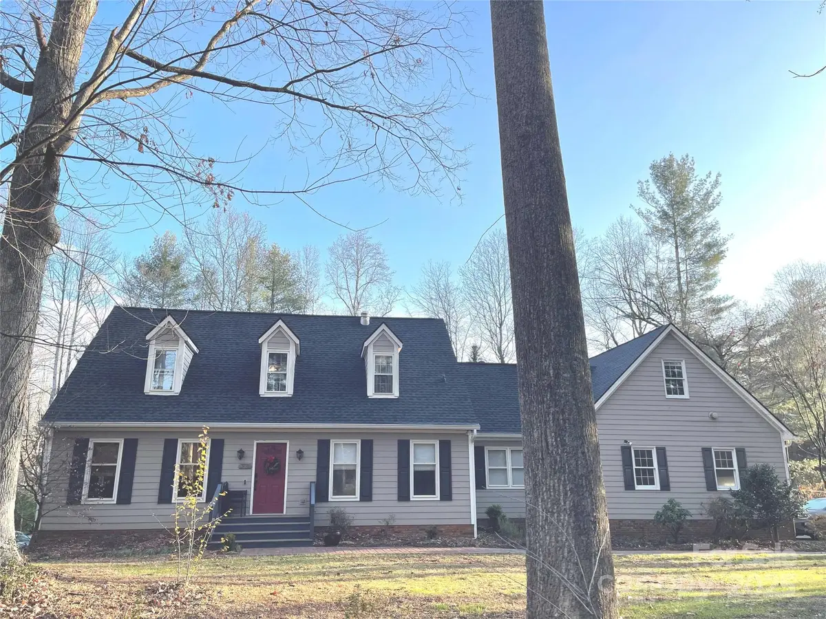 616 Erkwood Drive, Hendersonville, NC 28739 - Image #1