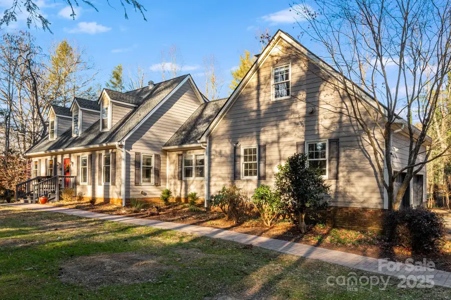 616 Erkwood Drive, Hendersonville, NC 28739 - Image #3