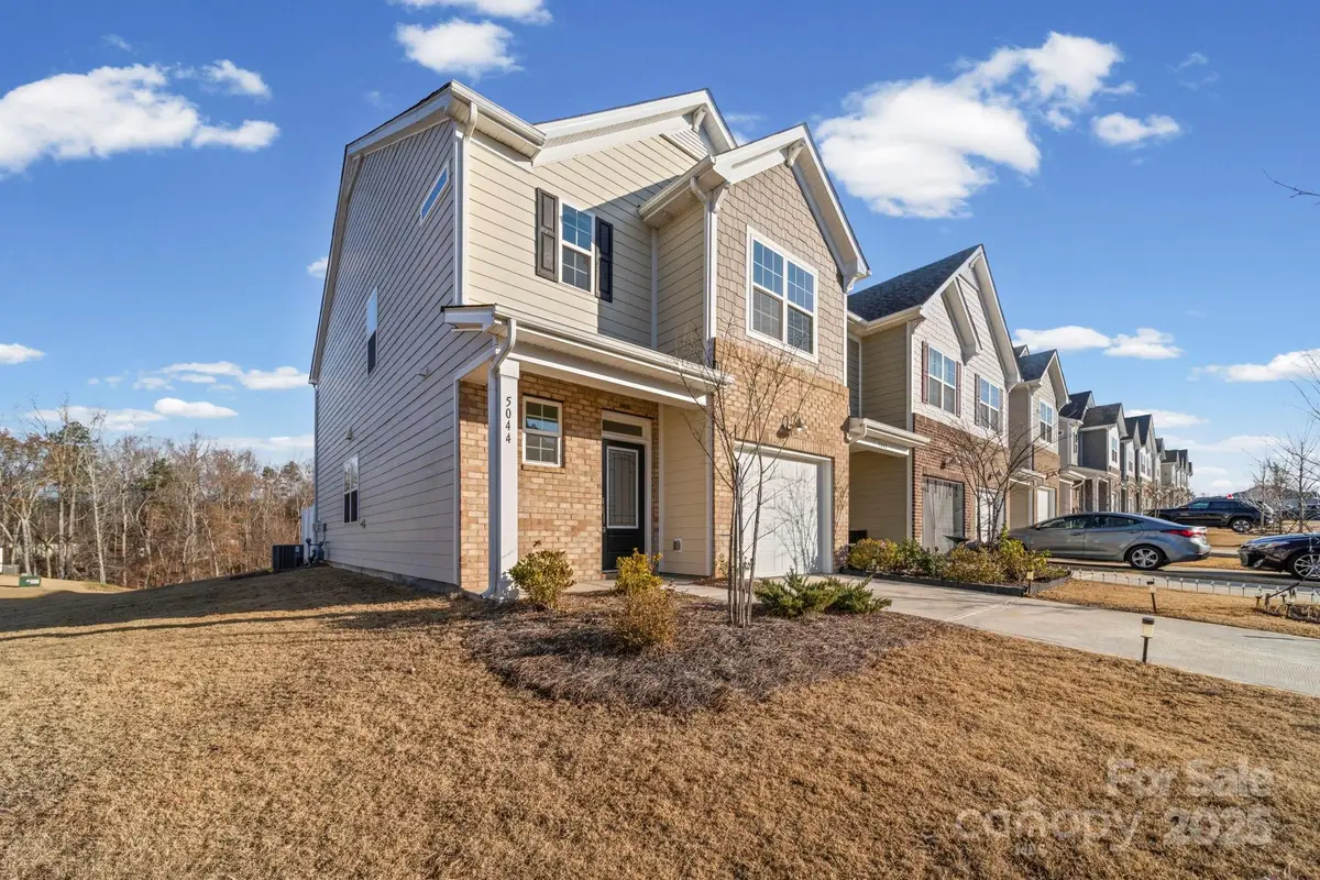 5044 Moss Pine Way, Fort Mill, SC 29708 - Image #1