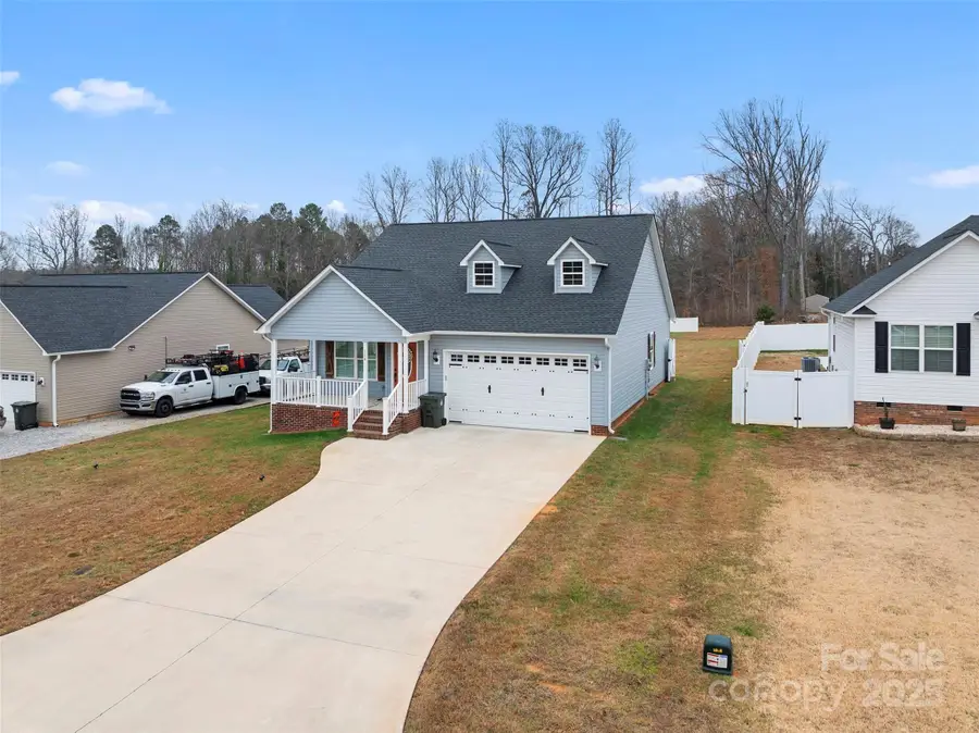 114 Brooke Ridge Drive, Thomasville, NC 27360 - #2