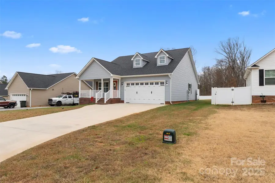 114 Brooke Ridge Drive, Thomasville, NC 27360 - #3