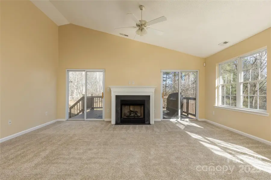 100 Creeks End Circle, Mills River, NC 28759 - Image #3