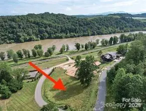 2 River Run #1R, Asheville, NC 28804