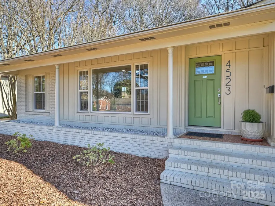 4523 Carriage Drive Circle, Charlotte, NC 28205 - Image #2
