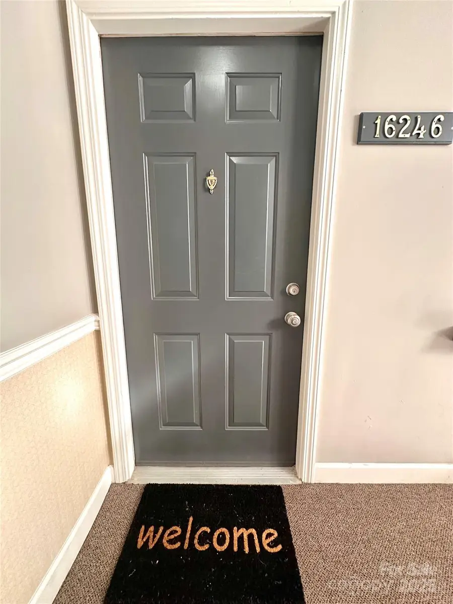 16246 Redstone Mountain Lane, Charlotte, NC 28277 - Image #2