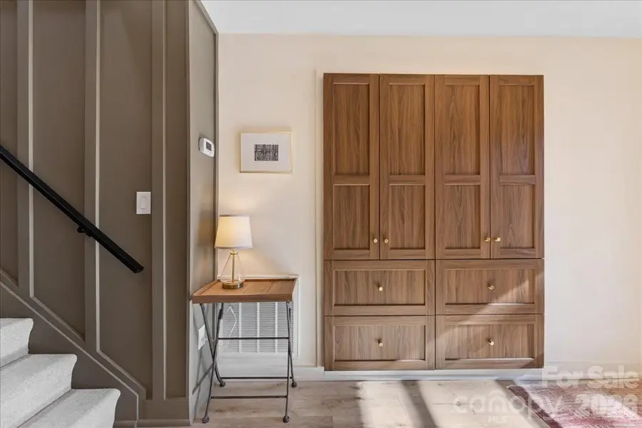 5801 Sharon Road #J, Charlotte, NC 28210 - Image #2