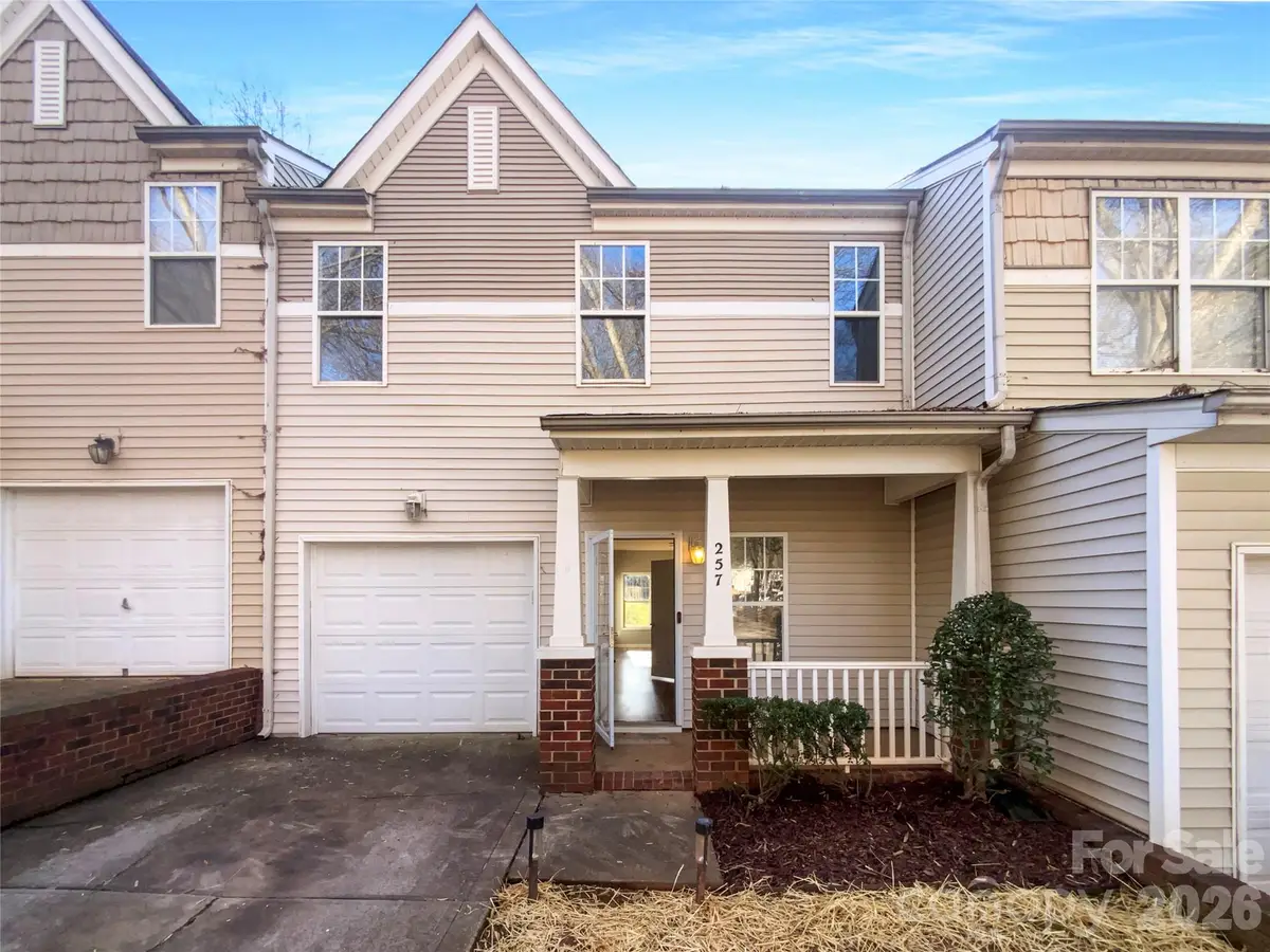 257 Doughton Lane, Charlotte, NC 28217 - Image #1