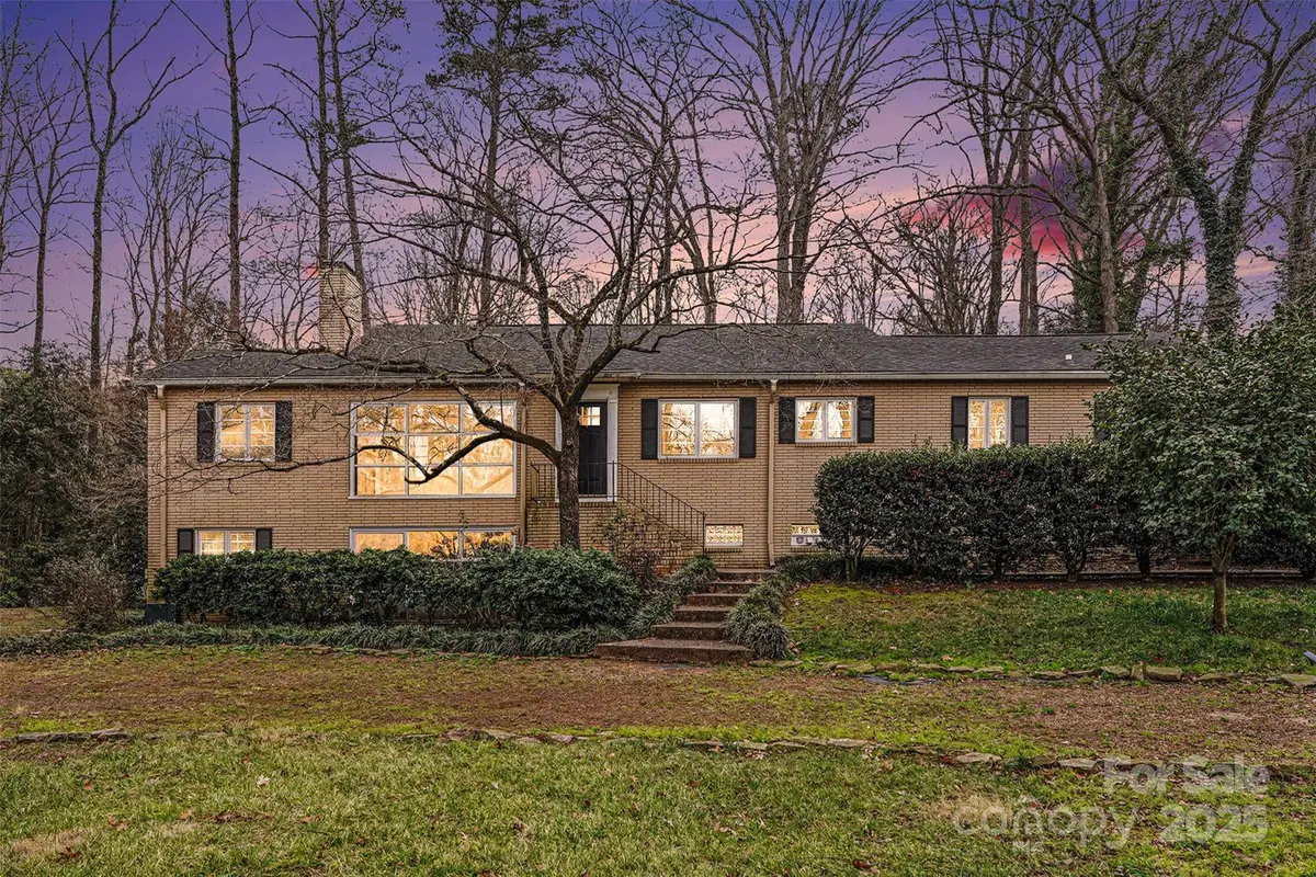 148 Shasta Lane, Charlotte, NC 28211 - Image #1