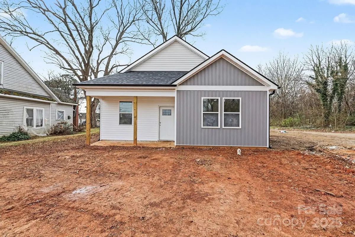 113 W Spencer Street, East Spencer, NC 28039 - Image #1